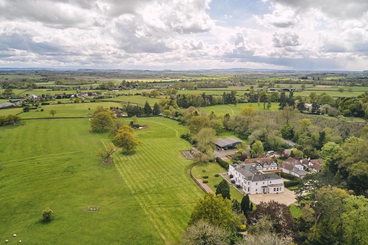 Equestrian Manor Villa Upton upon Severn Buitenkant foto
