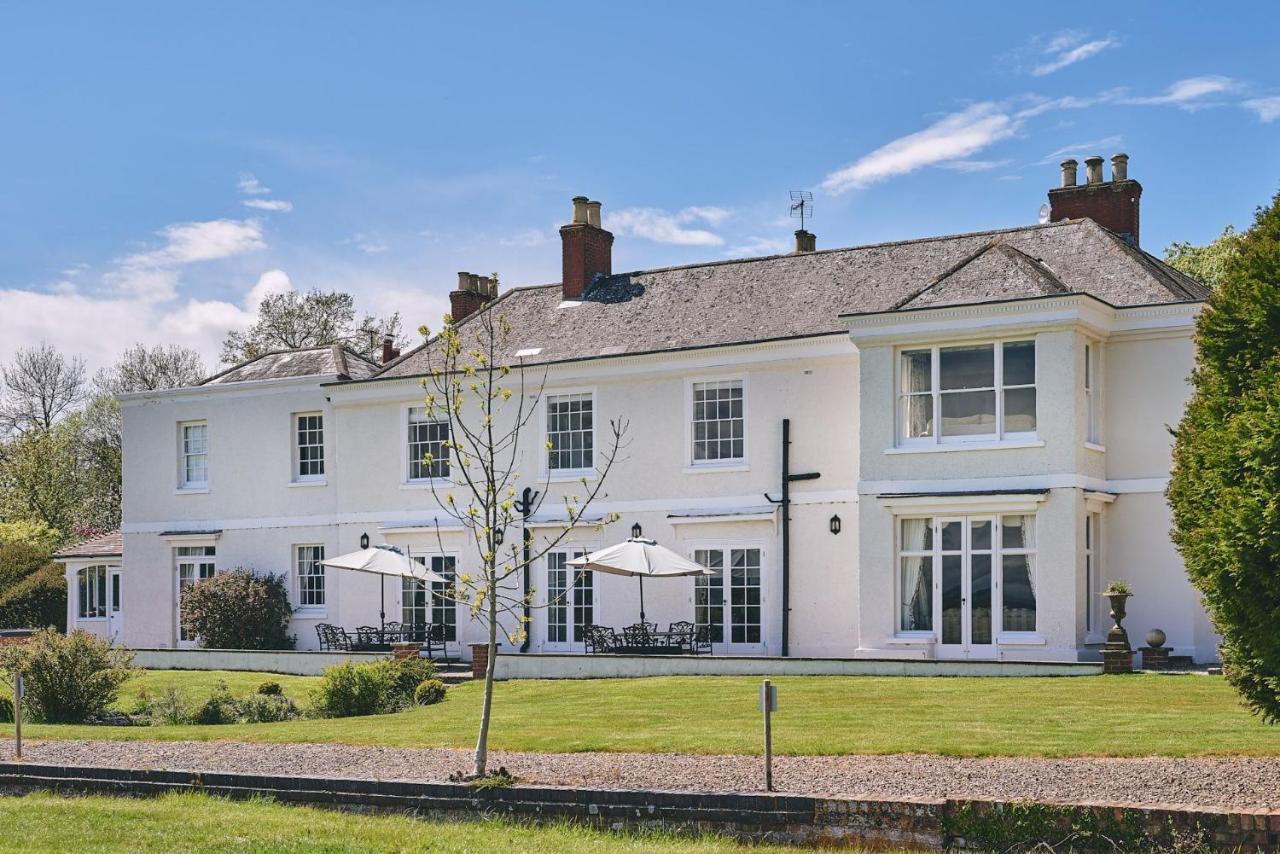 Equestrian Manor Villa Upton upon Severn Buitenkant foto